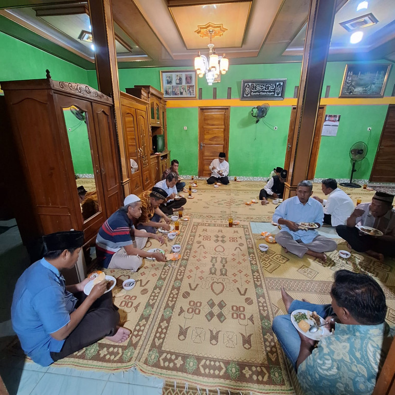 Buka Bersama DPC PKS Selogiri Perkuat Ukhuwah, Matangkan Pembentukan UPA Baru